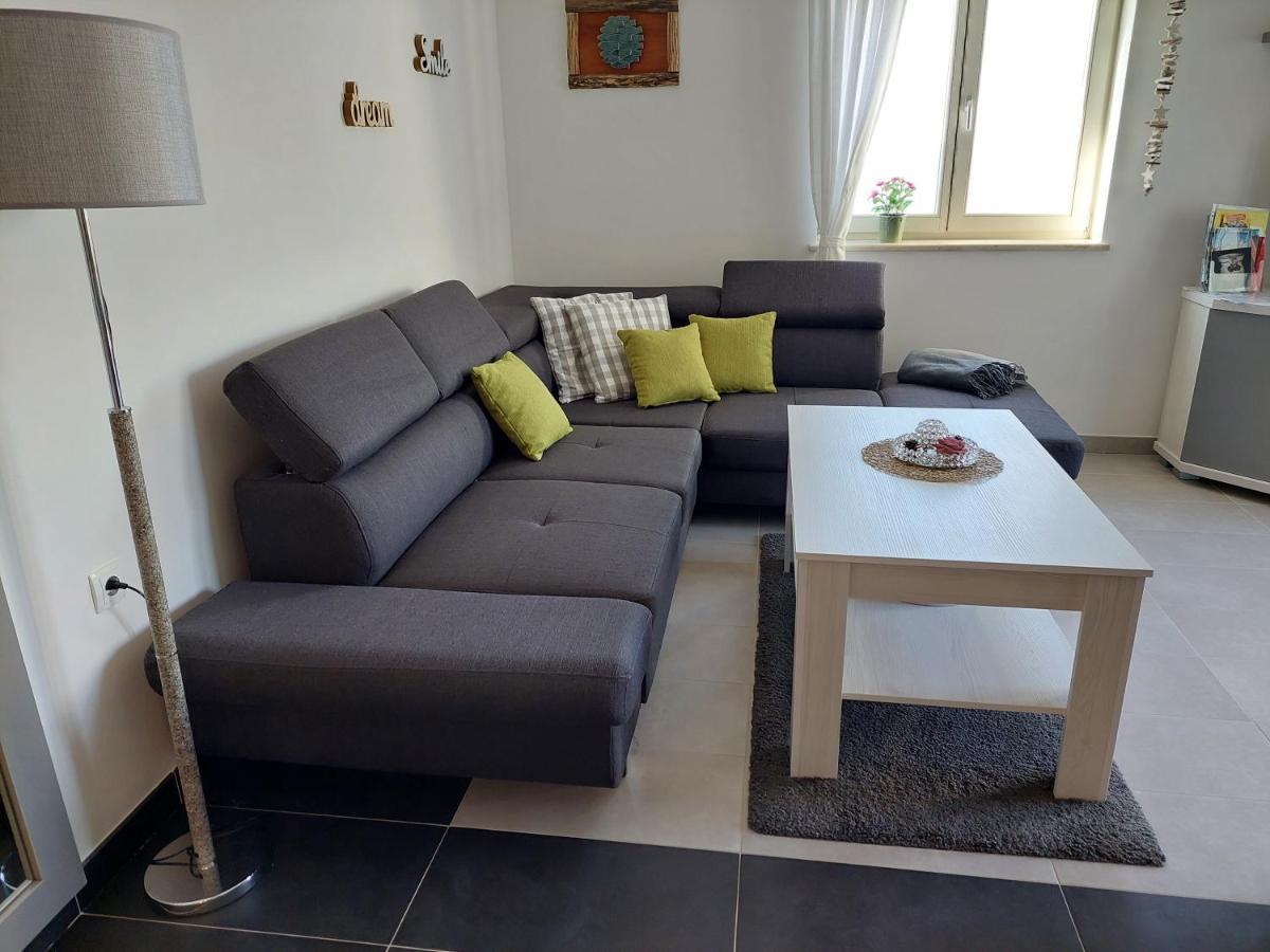 Gavza Sky View Apartment Cres Luaran gambar