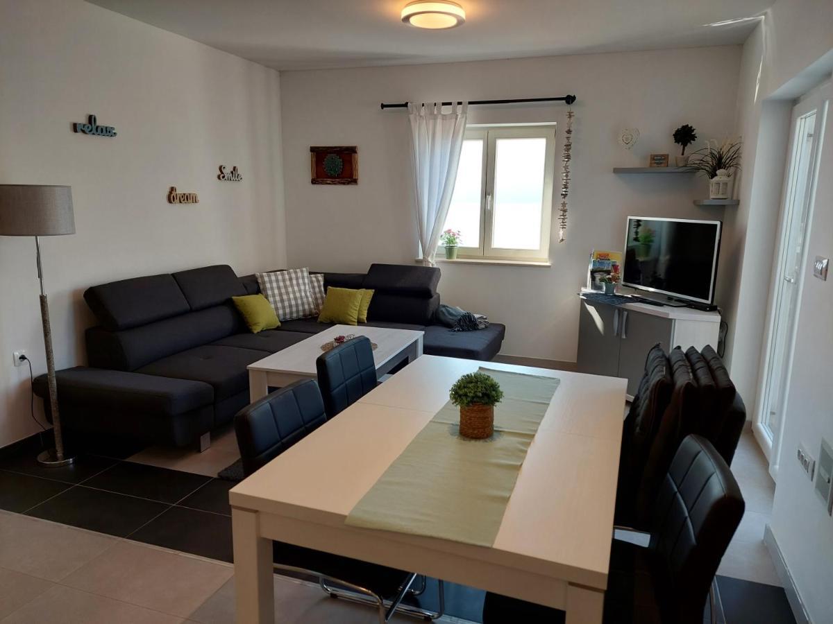 Gavza Sky View Apartment Cres Luaran gambar