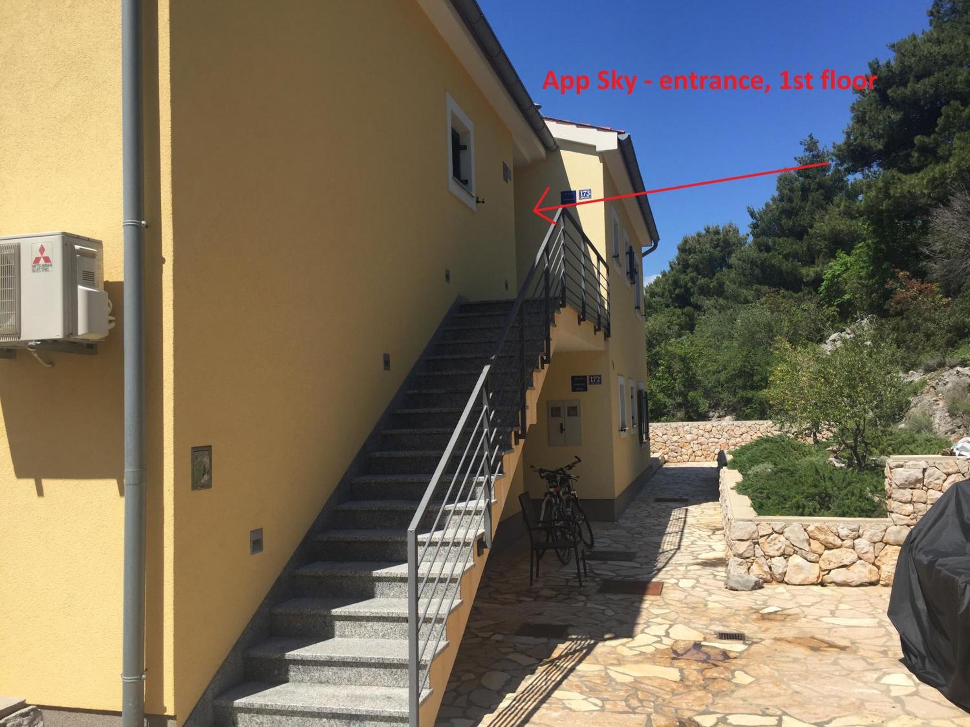Gavza Sky View Apartment Cres Luaran gambar